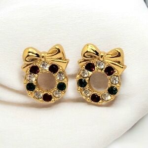 Vintage Avon christmas wreath earrings